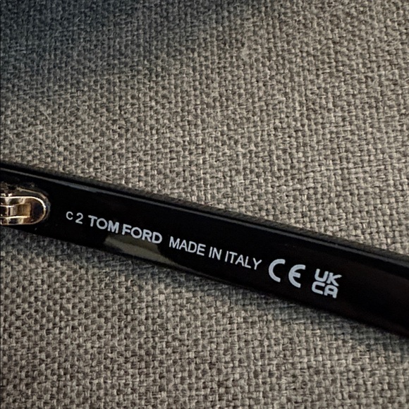 Tom Ford Black and Brown Sunglasses with Case - Picture 6 of 12